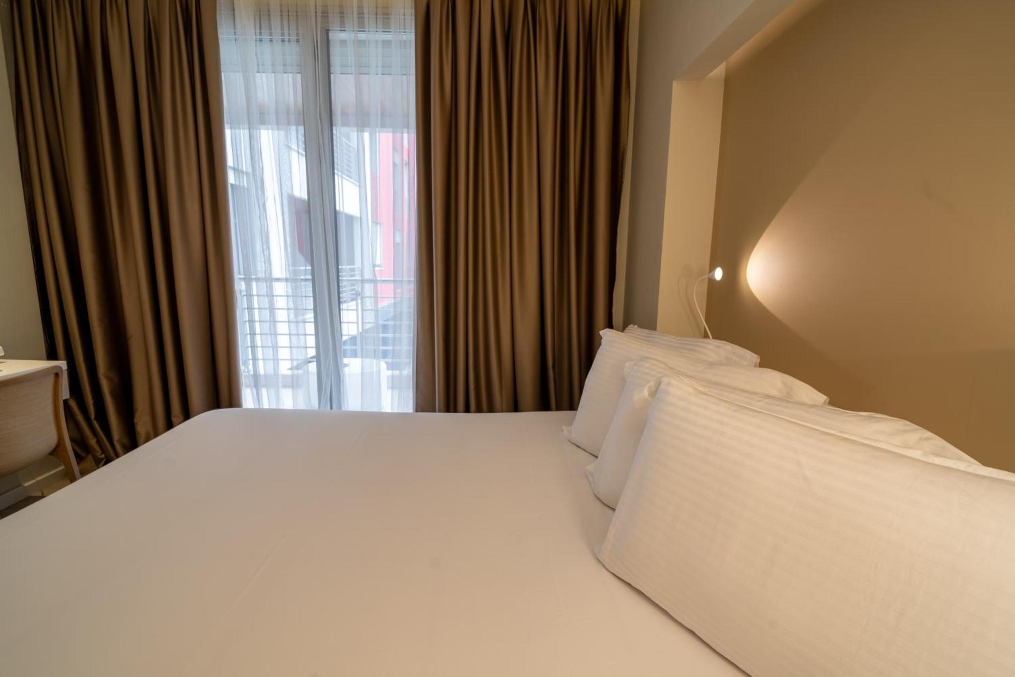 Lake Drive Rooms&Apartments Tirana Zewnętrze zdjęcie