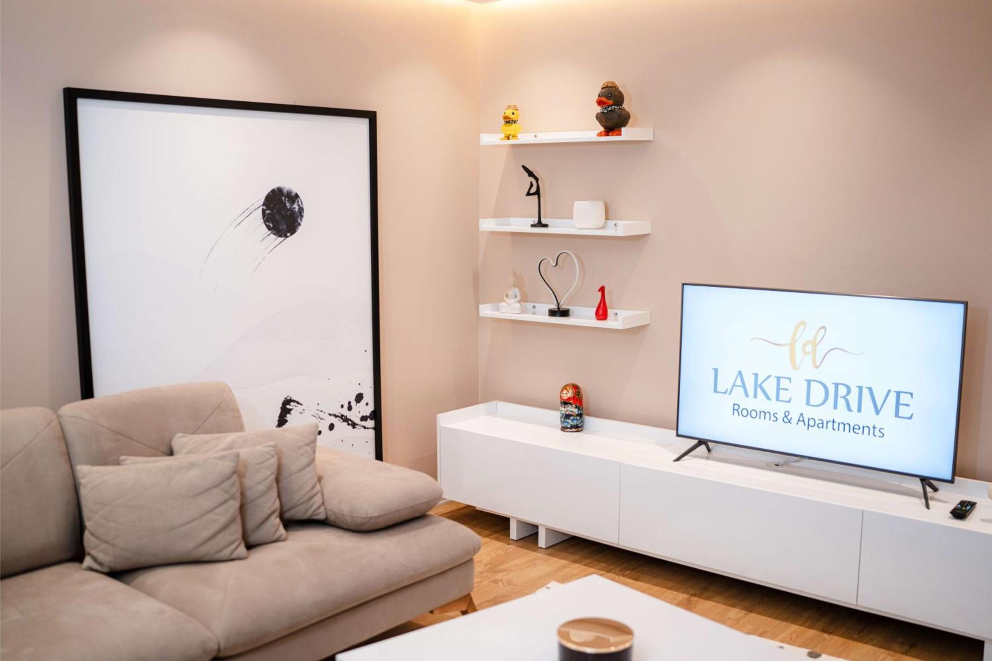 Lake Drive Rooms&Apartments Tirana Zewnętrze zdjęcie